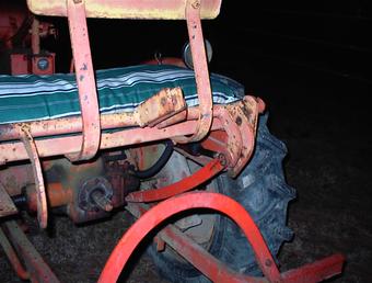 1951 Allis Chalmers B - Hydraulic Lift Arm