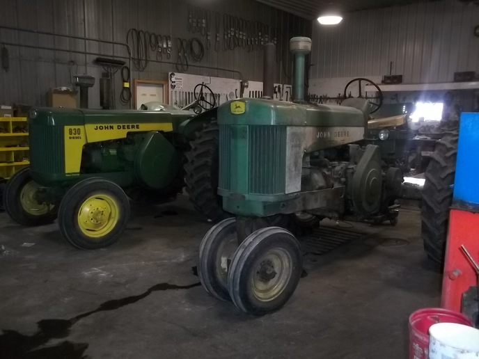 john deere 730 repaint or not?? Yesterday's Tractors
