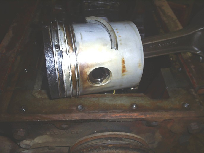 M5 engine knock...piston.. Yesterday's Tractors