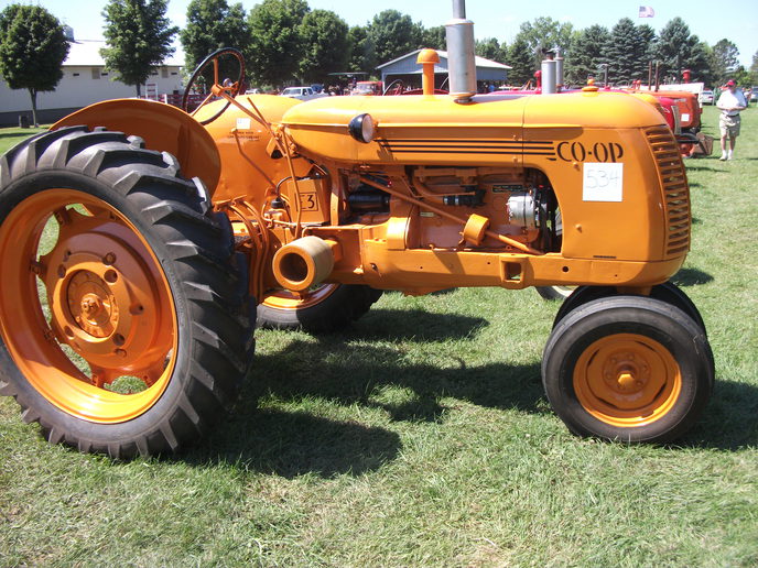 Butterfield MN Threshermen's Show Yesterday's Tractors