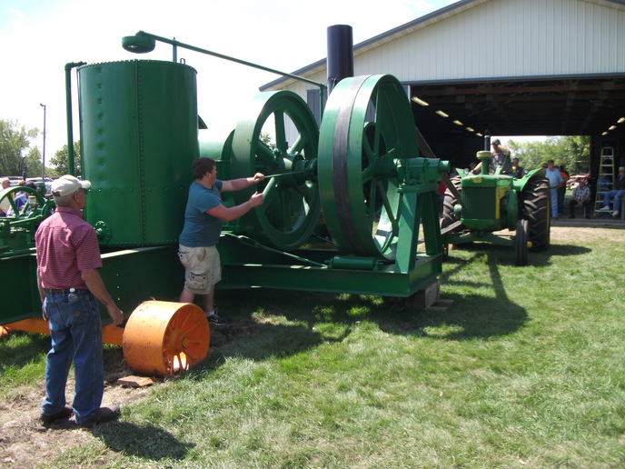 Butterfield MN Threshermen's Show Yesterday's Tractors