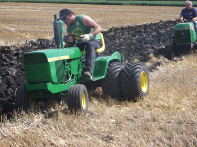 Butterfield MN Threshermen's Show Yesterday's Tractors