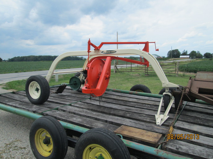 New Idea Hay Rake Drive Belt - IdeaWalls