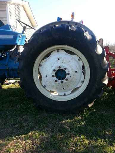 Ford 3000 Rear Rims Yesterdays Tractors