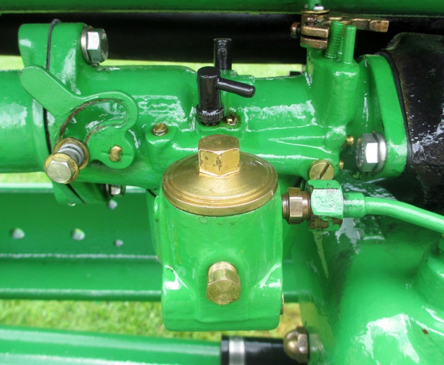 What are some carburetor repair tips for John Deere equipment?