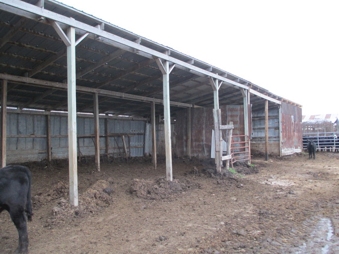 Pole Barn / Machine shed - Yesterday's Tractors