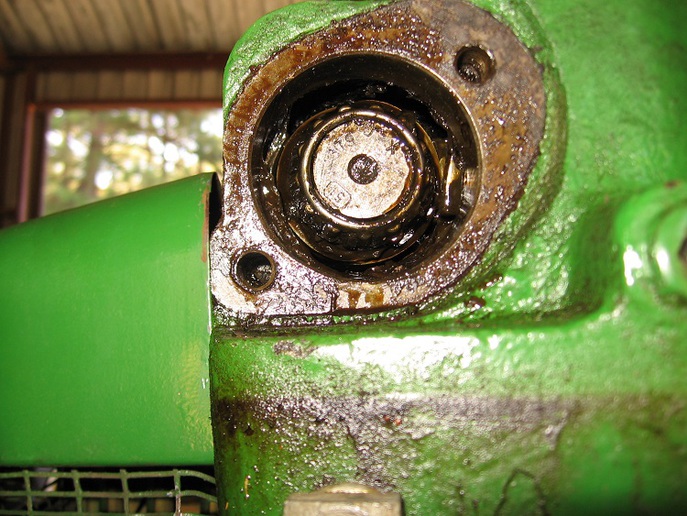 John Deere H steering shaft removal Yesterday's Tractors Forums