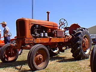 Allis Chalmers Tractor -  AC WD45
