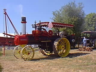 Tractor -  Russell