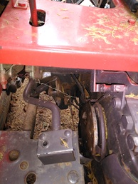 Massey Ferguson 362 - I have a new (to me) massey ferguson 362 with loader.  I'm new to the MF brand and don't know what a few things are.  I will try to put 2 puctures up and would appreciate letting me know if you know what they do.  Thanks,  Mike