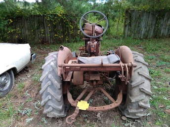 1930S/1940S Allis Chalmers Tractor - We are having a hard time identifying our  family tractor. We have to sell but can't if  we don't know what it is it has the numbers.  We think it says BI12382.