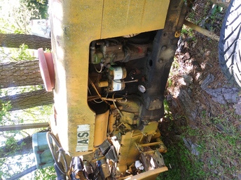 1971 Case / David Brown  - The model plate has been lost i  need help finding out my model  need a fuel pump the fuel pump was  lost by someone trying to order  one