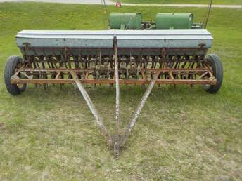 Case Grain Drill - Hi, I'm hoping somebody out there will be able to tell me what kind of Grain Drill this is.<P>Make, model, or any place I can go to find out more information would be extremely appreciated.<P>Thank you