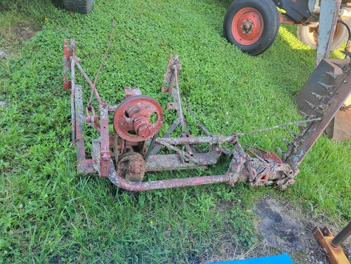 Old Sickle Mower - I don't know who made this or a model number. Any  ideas would be appreciated.
