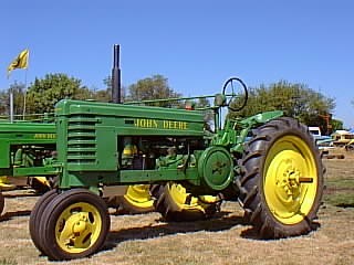 JD Model H Tractor