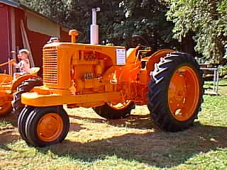 Tractor -  Sheppard SD3