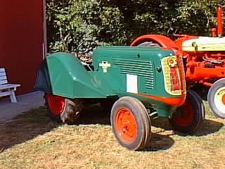 Oliver Orchard 70 Tractor