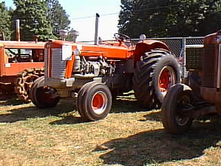 Massey-Ferguson 98 Tractor