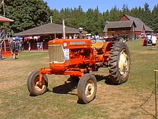 Allis Chalmers Tractor -  AC D15