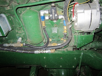 1973 1855 - external pressure regulator