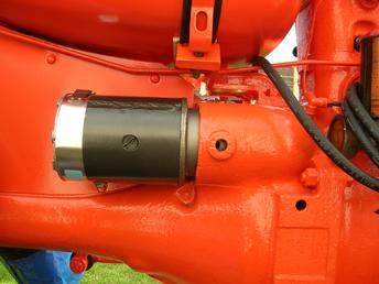 1947 Allis Chalmers Model B Tractor - Starter Motor - This photo shows that the starter dosen't fit.<P>Can anyone confirm that this is the correct. The nose of the starter is tight inside the bell housing casting and simply won't go in further...