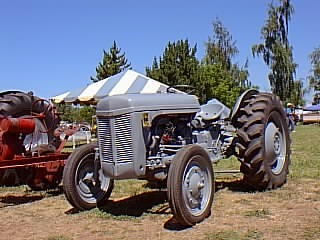 Harry Ferguson Tractor -  Ferguson TO-20