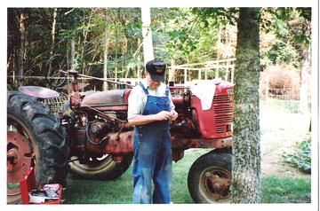1947 Farmall H (Before) - My 1947 H Before - I was just starting to work on it