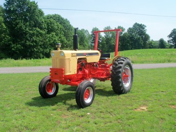 1972 570 Case - here is one of my 570s this is my latest restoration and i was lucky enough to find a origonal rops and canopy to go on it at this time im still painting the canopy ive only seen the rops and canopy in pictures until now rare