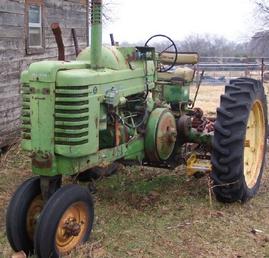 1953 John Deere G Lp 04 01 08 Tractor Shed