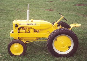 1950 Allis Chalmers IB (After) - August 2001. What a difference a year makes! (Be sure to see the before photo)