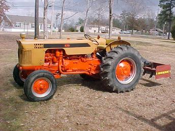 1972 Case 470 (After) - This is the after photo. Had a lot of enjoyment getting this old tractor back in shape. Fine little tractor.