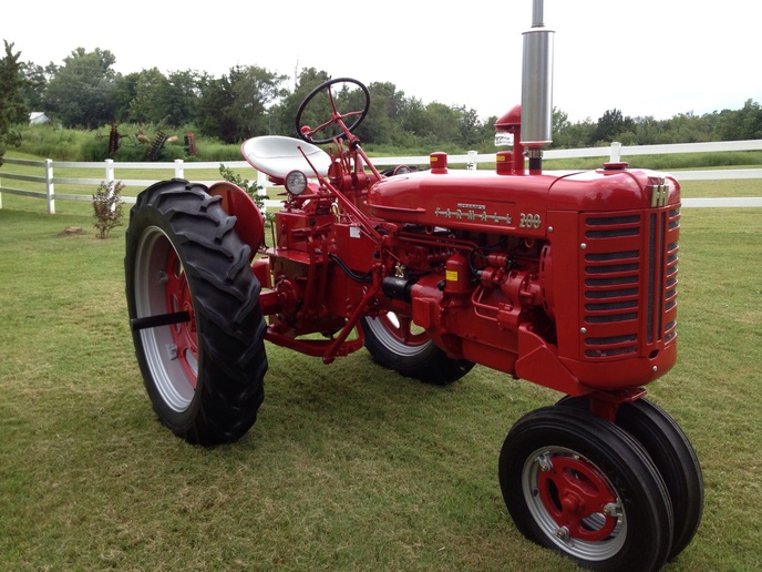 1955 Farmall 200 - Fresh restoration completed August 2014.
