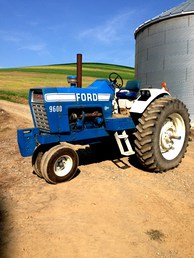 Ford 9600 W/Narrow Front -  Looks like a 'Flashback' from the early  days of tractor pulling. It's still one of  Fords' best looking tractors, in any  configuration, in my opinion.