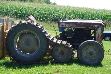 841 Powermaster - Grandfather's tractor