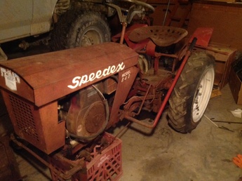 1976 Speedex Model 840 - Found this tractor out side of a barn about two yrs  ago an started restoring it. This is a pic of the tare  down