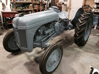 41 Ford 9N - Just about done with this project. I am not sure  why I didn't pick a more valuable tractor