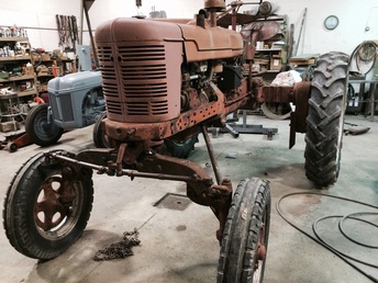 Farmall HV - Here's my next project. Nice and straight and  clean
