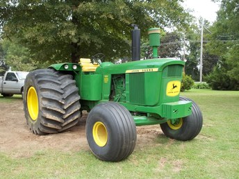 1967 John Deere 5020 - I had my fun with it, ready to sell, other pictures available.