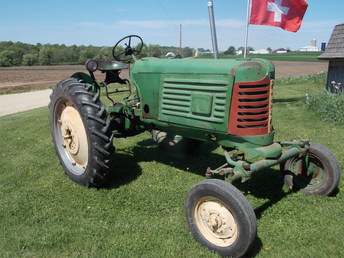 1953 Oliver 66 Diesel - Runs very well and fun to drive.