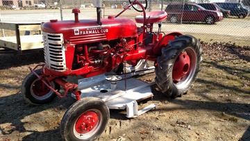 Mccormick Farmall Tractor Cub - Help me figure out what year and model this is. I've  been told it is rare.