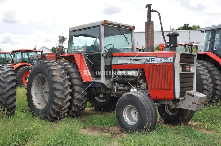Massey Ferguson  2745 - Looks like the 2745 my cousin bought new back in the late 70s
