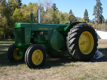 1956 John Deere 80 - Finished in Sept. of 2016. Runs great. Very happy how it turned out.