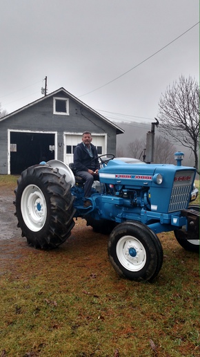 1974 Ford 4000 - good little tractor, never gives up