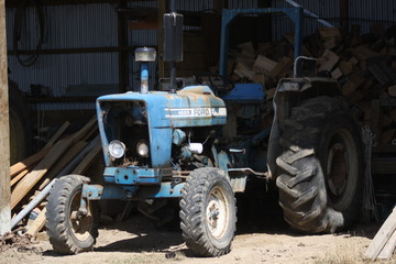 Ford 4600 7A - 13-01-2015 Ford 4600 at Action-Downs Southland New-Zealand 35 years ago this size of tractor was volume market New-Zealand now its around the 120-140hp area