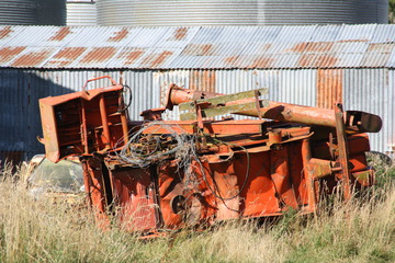 Case 960 Header Remains Of  - 06 March 2016 Oreti Southland New-Zealand