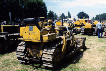 Caterpillar D4-6U 4406 - 31-01-2006 'Edendale Crank-Up Weekend' Southland New-Zealand only 11 D4-6Us were imported to New-Zealand
