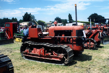 Allis-Chalmers HD-7 - 26-01-2006 'Edendale Crank-Up Weekend' Southland New-Zealand