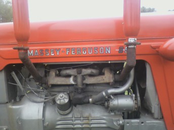 Massey Ferguson  - Only M-F I've ever seen with a split manifold.  Wish  I had been able to hear it run.