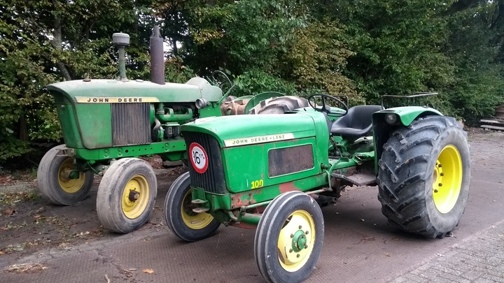 1963 - JD 3010 RC utility special and a JD-lanz 100