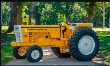 1974 G955 - the last Molines had yellow not white hood panels  hood and grill said WHITE